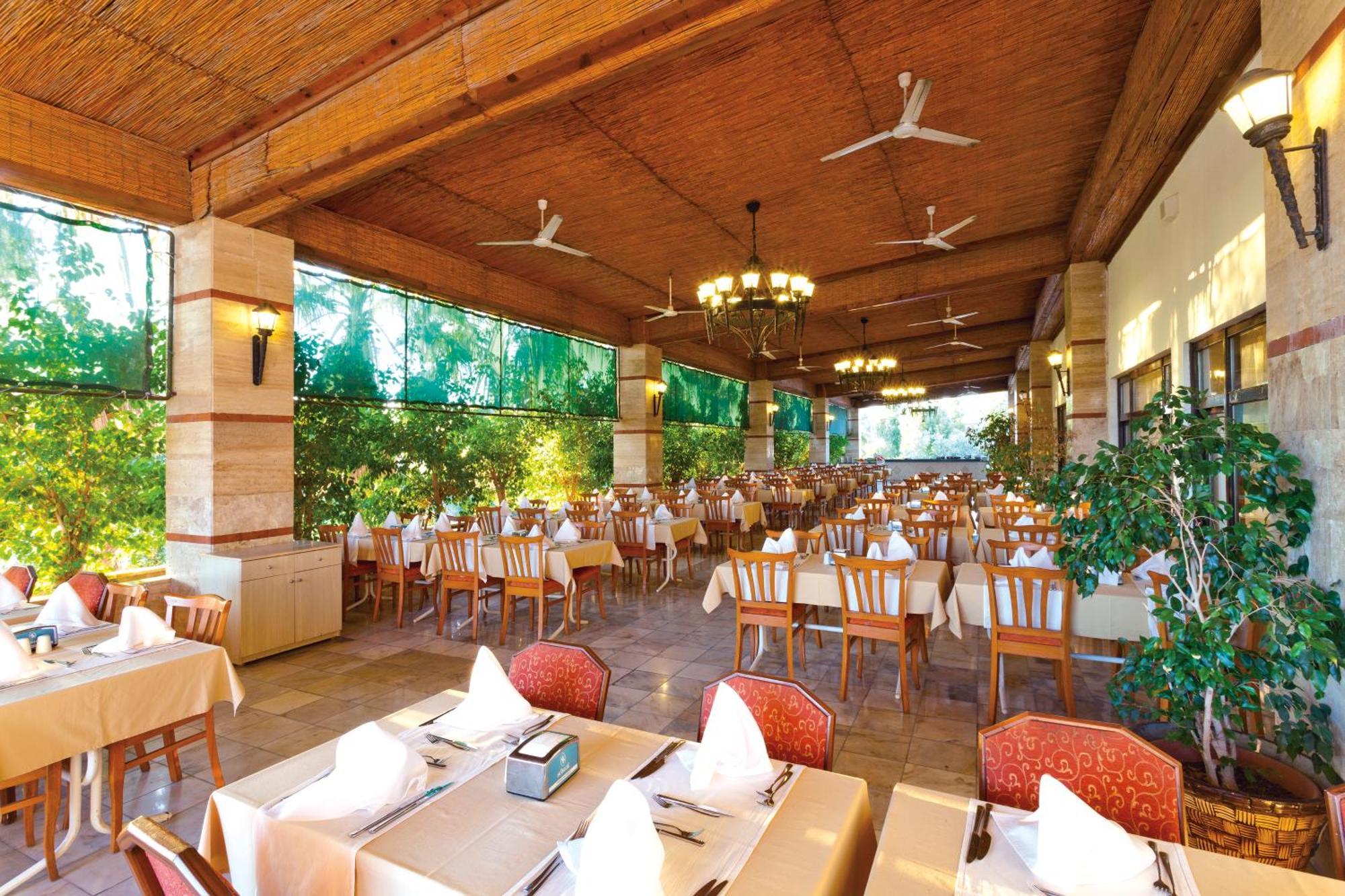 Sural Garden Hotel Side Bagian luar foto